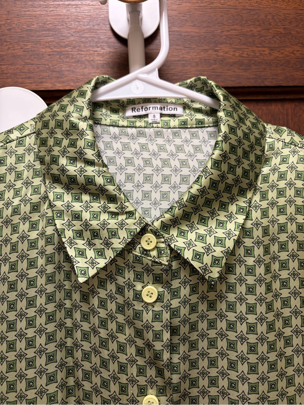 Reformation Silk Green Patterned Button-Up Shirt - Picture 2 of 5